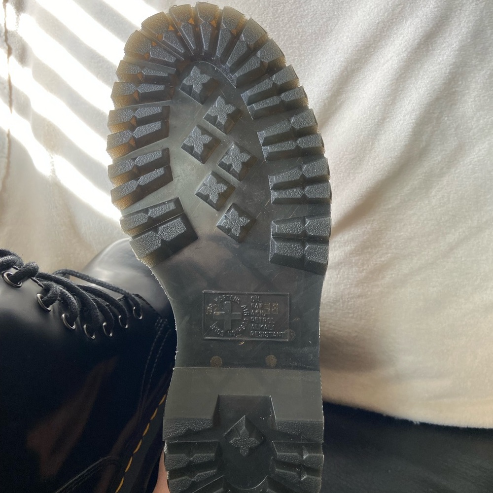 Dr. Martens Black Jadon Lace-Up Boots - Picture 4 of 5